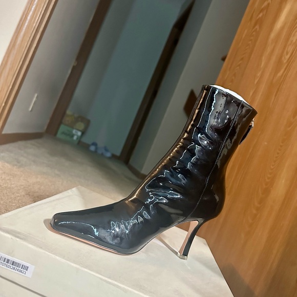 Black Suede Studio | Laura Boot in Black Patent Leather, size 38.5IT/8.5US - Picture 6 of 12